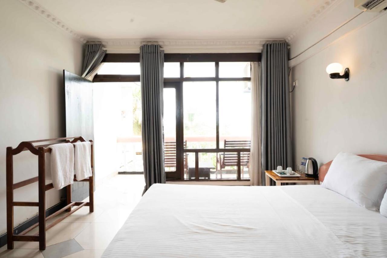Topaz Beach Hotel Negombo Exterior foto